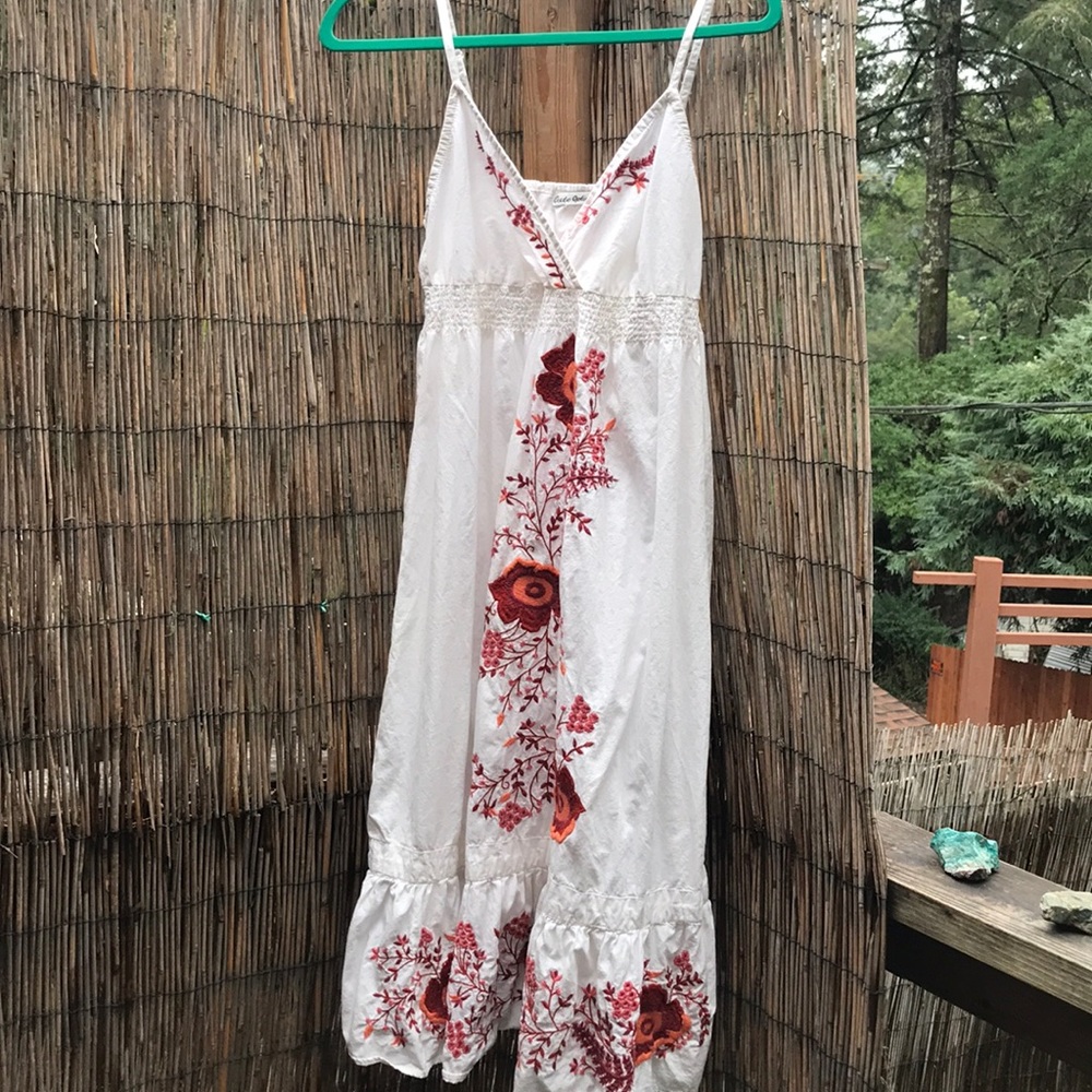 White Cute Options dress with embroidery